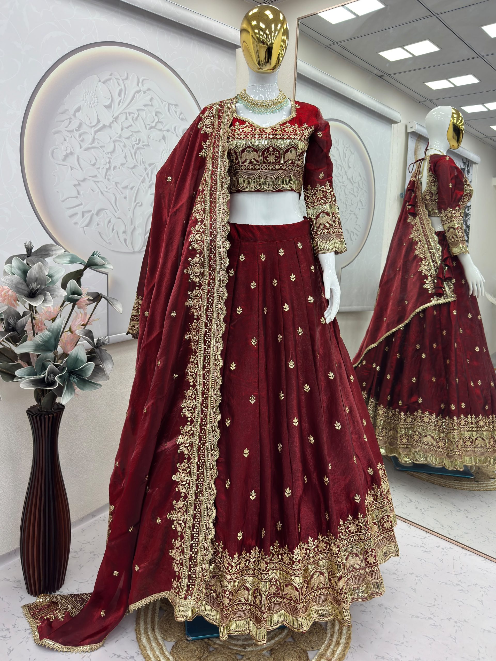 Heavy Lehenga - Image 2