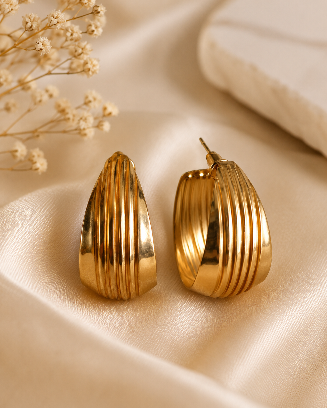 Gold-toned ribbed teardrop earrings - Image 2